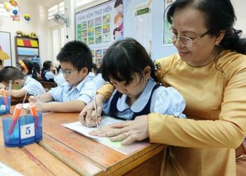 Hướng dẫn giải toán có lời văn cho học sinh lớp 1