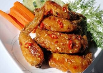 Hướng dẫn làm món cánh gà chiên nước mắm