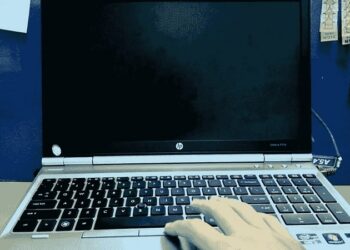 Hướng dẫn sửa lỗi win 7 bị màn hình đen