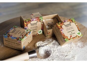 Phấn phủ teana review