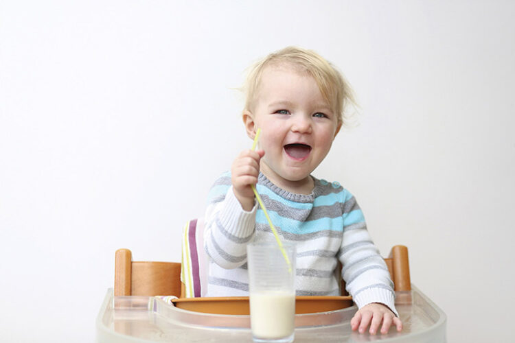 Review các loại sữa công thức cho be 1 tuổi