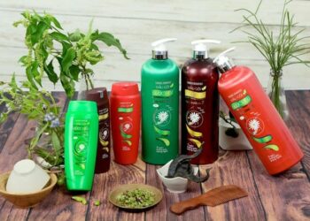 Review dầu gội thảo dược