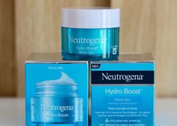 Review dưỡng ẩm neutrogena
