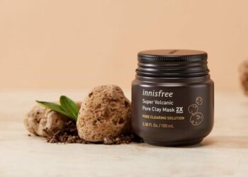 Review mặt nạ innisfree đất sét