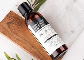 Review nước hoa hồng some by mi vitamin c