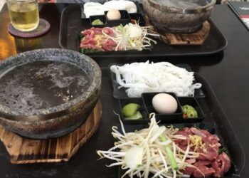 Review quán phở bá đá