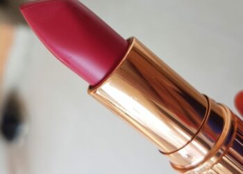 Review son charlotte tilbury the queen