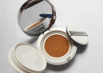 Review the face shop oil control water cushion