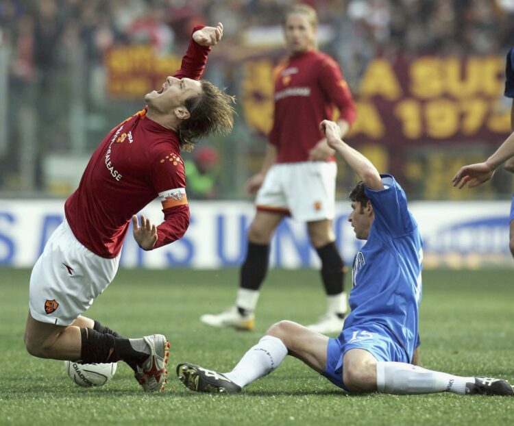 Review totti wc 2006