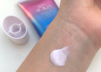 Skin aqua tone up review